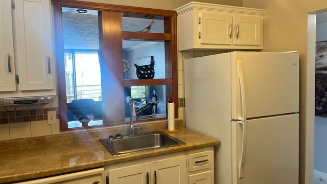 2871 Somerset Drive 414, Lauderdale Lakes, FL 33311