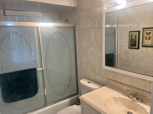 2871 Somerset Drive 414, Lauderdale Lakes, FL 33311