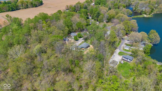 8515 N Briarwood Lake South Court, Monrovia, IN 46157