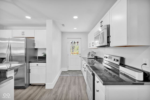 8515 N Briarwood Lake South Court, Monrovia, IN 46157