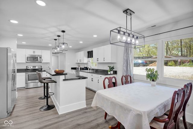 8515 N Briarwood Lake South Court, Monrovia, IN 46157
