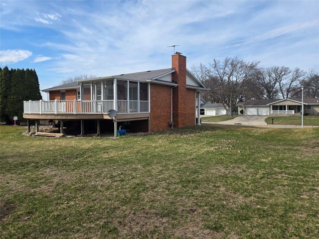 110 Bicentennial Court, Webster City, IA 50595
