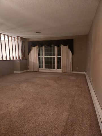 110 Bicentennial Court, Webster City, IA 50595