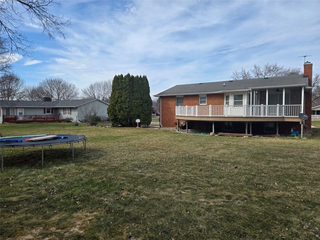 110 Bicentennial Court, Webster City, IA 50595