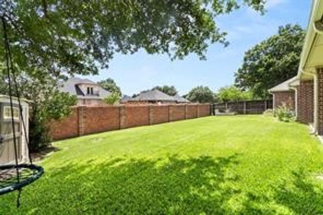 5624 English Oak Drive, Fort Worth, TX 76244