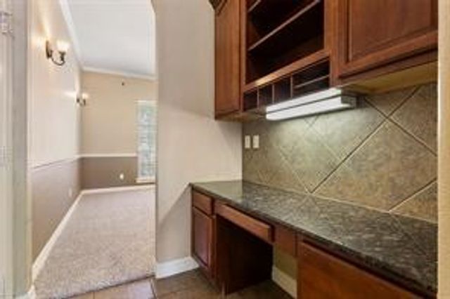 5624 English Oak Drive, Fort Worth, TX 76244