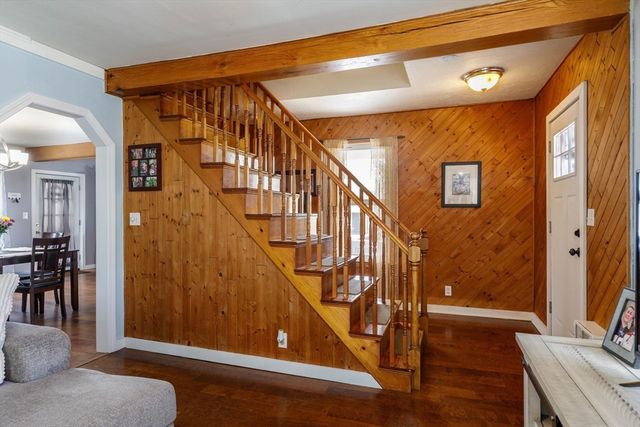 17 Cherry Street, Templeton, MA 01436