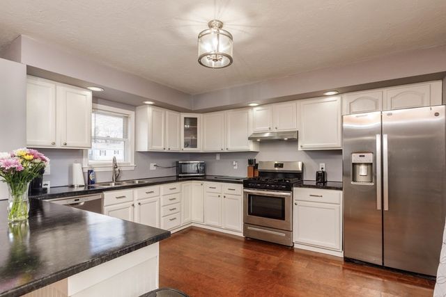 17 Cherry Street, Templeton, MA 01436