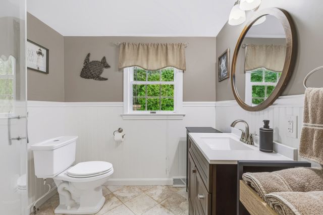 3 Jupiter Ln, Yarmouth, MA 02664