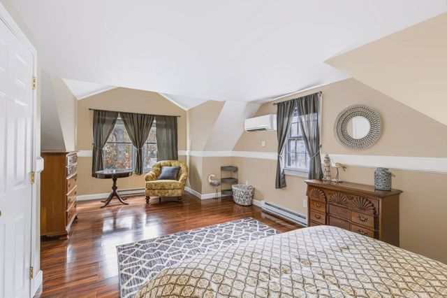 3 Jupiter Ln, Yarmouth, MA 02664