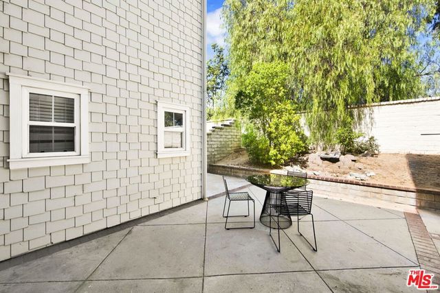 23945 Windward Lane, Valencia, CA 91355