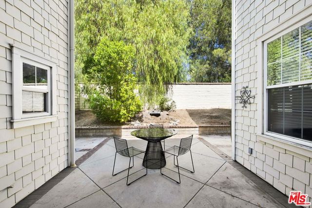 23945 Windward Lane, Valencia, CA 91355