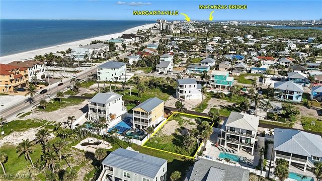 130 Mid Island DR, Fort Myers Beach, FL 33931