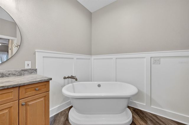 205 BRIGHTWATER DRIVE 202, Clearwater Beach, FL 33767