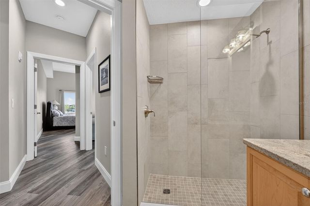 205 BRIGHTWATER DRIVE 202, Clearwater Beach, FL 33767