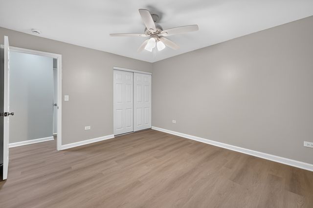 718 Rodenburg Road 206, Roselle, IL 60172