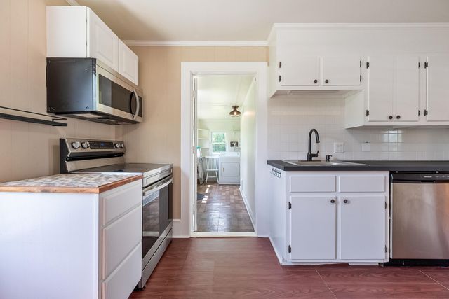 405 Miller ST, Christiansburg, VA 24073