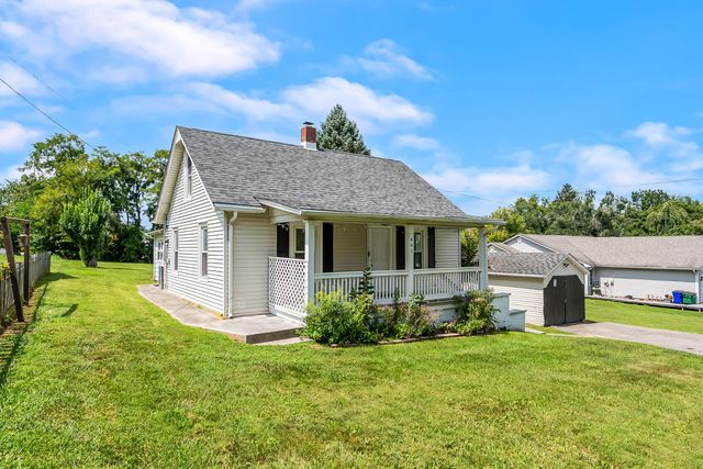 405 Miller ST, Christiansburg, VA 24073