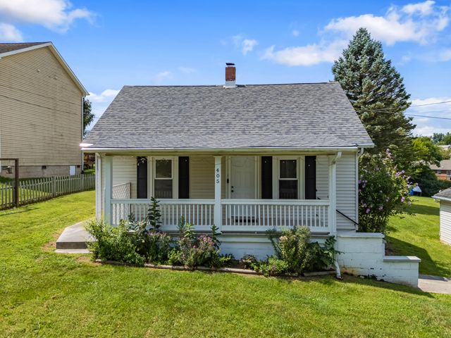 405 Miller ST, Christiansburg, VA 24073