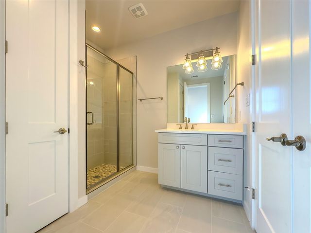 2400 Bruin DR 27, Spicewood, TX 78669