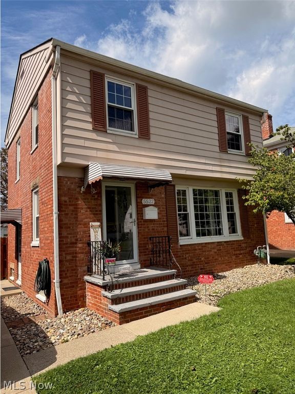 5522 Hollywood Avenue, Maple Heights, OH 44137