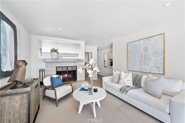 31561 Table Rock Drive 208, Laguna Beach, CA 92651