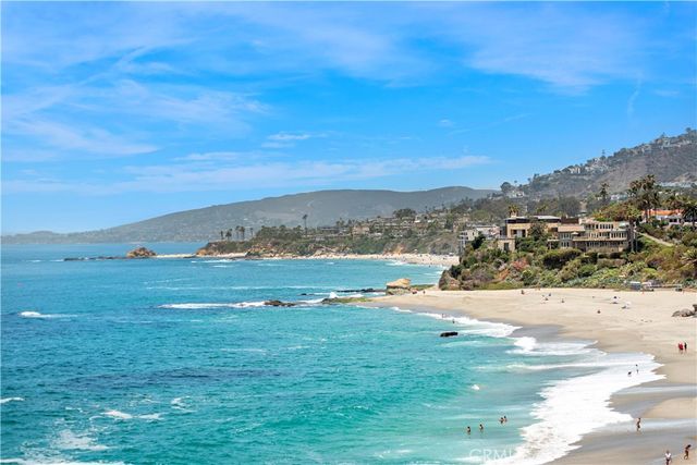 31561 Table Rock Drive 208, Laguna Beach, CA 92651