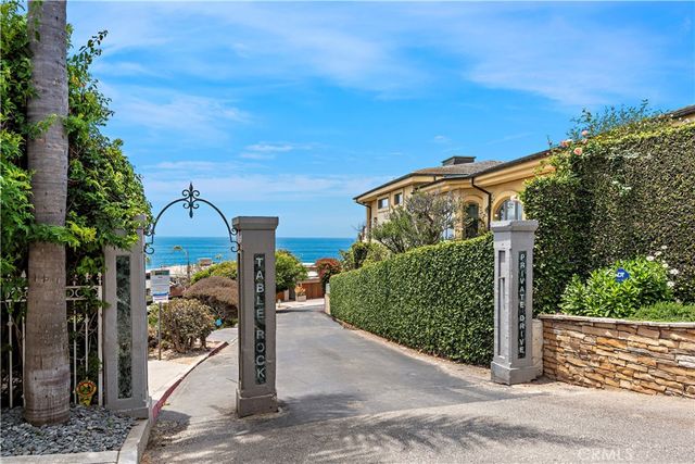 31561 Table Rock Drive 208, Laguna Beach, CA 92651