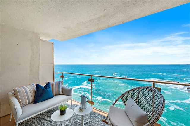 31561 Table Rock Drive 208, Laguna Beach, CA 92651