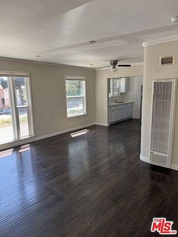 4089 Leimert Boulevard, Los Angeles, CA 90008