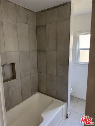 4089 Leimert Boulevard, Los Angeles, CA 90008