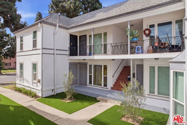 4089 Leimert Boulevard, Los Angeles, CA 90008