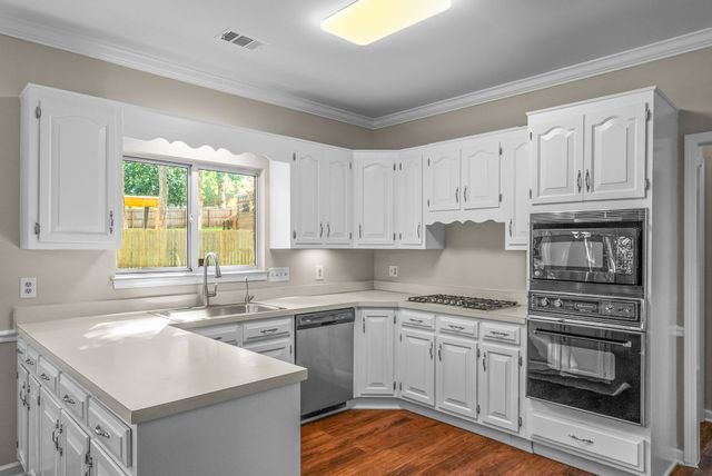 305 Cherokee Trl, Goodlettsville, TN 37072