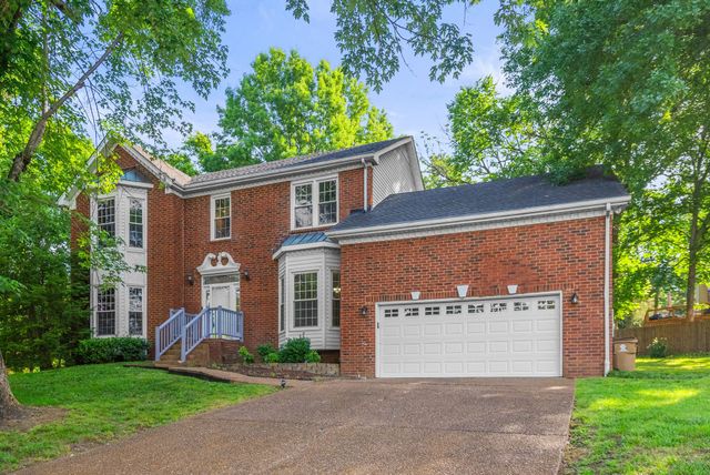 305 Cherokee Trl, Goodlettsville, TN 37072