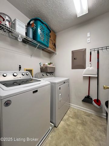 1122 Powerhouse Ln 203, Lyndon, KY 40242