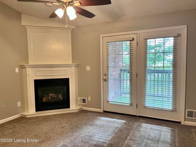 1122 Powerhouse Ln 203, Lyndon, KY 40242