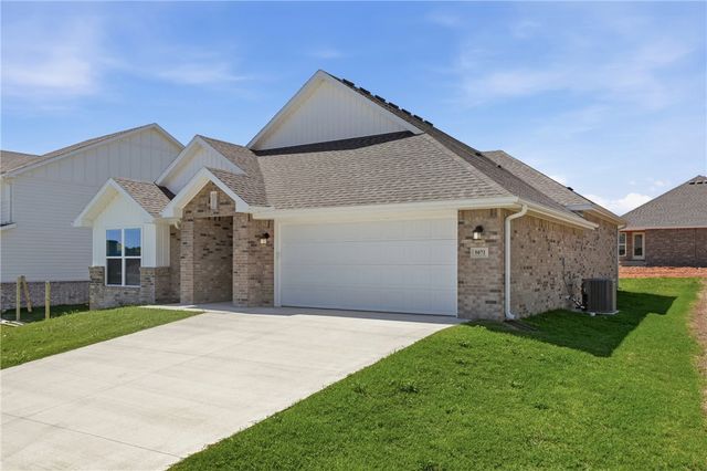 5071 Vista Avenue, Springdale, AR 72762