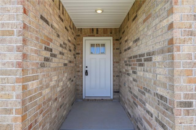 5071 Vista Avenue, Springdale, AR 72762