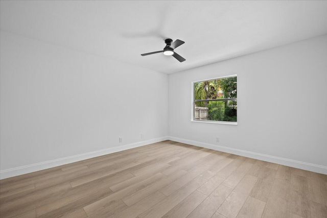 4820 Poseidon Place, Lake Worth, FL 33463