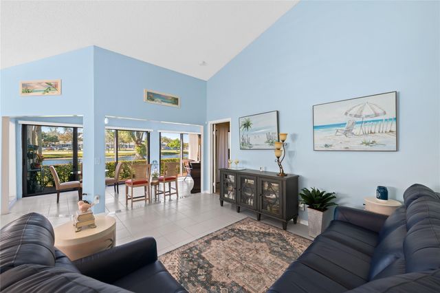 8228 Waterline Drive, Boynton Beach, FL 33472