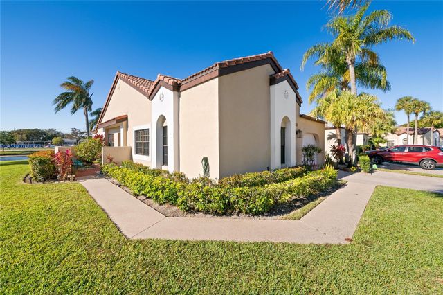 8228 Waterline Drive, Boynton Beach, FL 33472