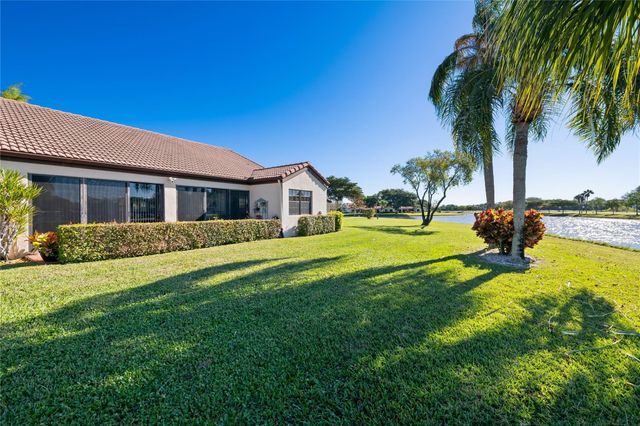 8228 Waterline Drive, Boynton Beach, FL 33472