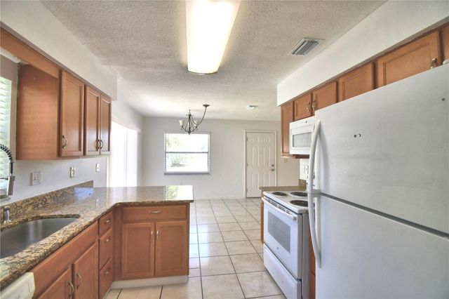 914 GRAPE AVENUE, St Cloud, FL 34769