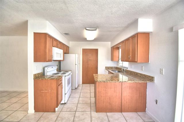 914 GRAPE AVENUE, St Cloud, FL 34769