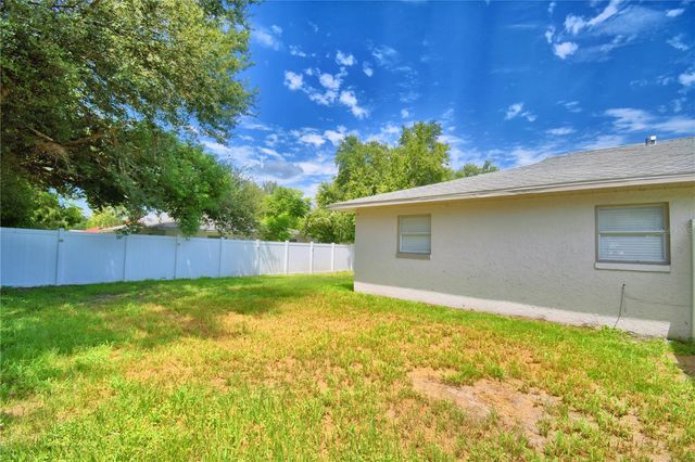 914 GRAPE AVENUE, St Cloud, FL 34769