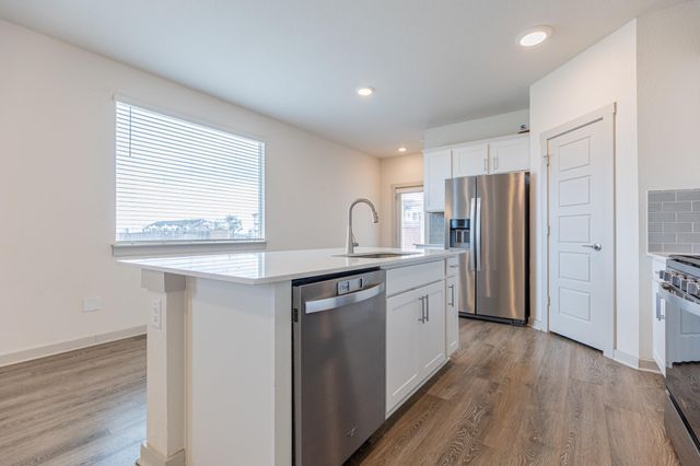 305 FAIRFAX Ave, San Marcos, TX 78666