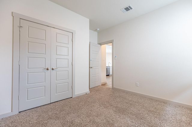 305 FAIRFAX Ave, San Marcos, TX 78666