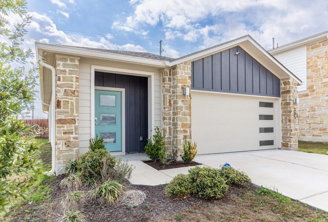 305 FAIRFAX Ave, San Marcos, TX 78666