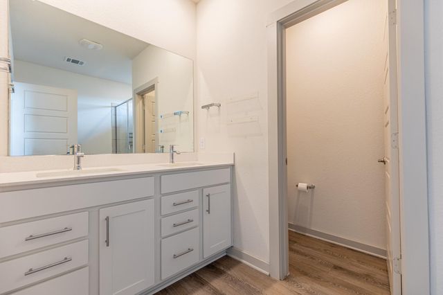 305 FAIRFAX Ave, San Marcos, TX 78666