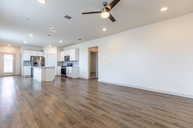 305 FAIRFAX Ave, San Marcos, TX 78666